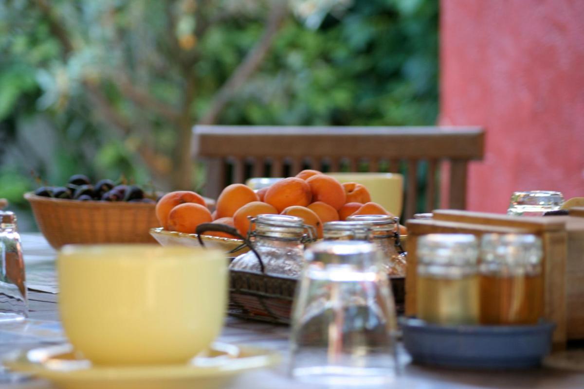 Les Pascals Bed and Breakfast Saint-Paul-lès-Romans Εξωτερικό φωτογραφία