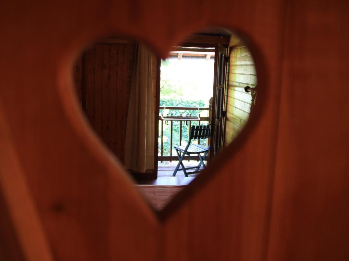 Les Pascals Bed and Breakfast Saint-Paul-lès-Romans Εξωτερικό φωτογραφία