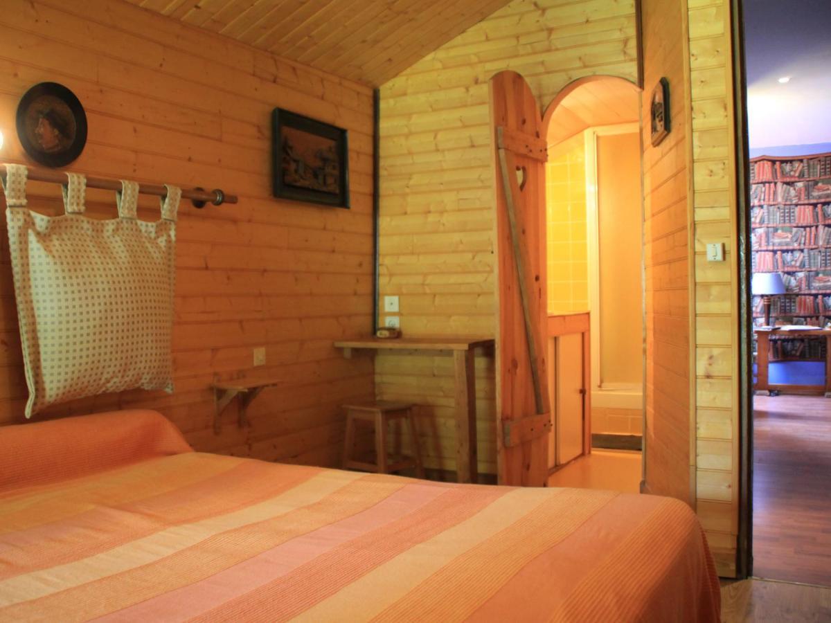 Les Pascals Bed and Breakfast Saint-Paul-lès-Romans Εξωτερικό φωτογραφία