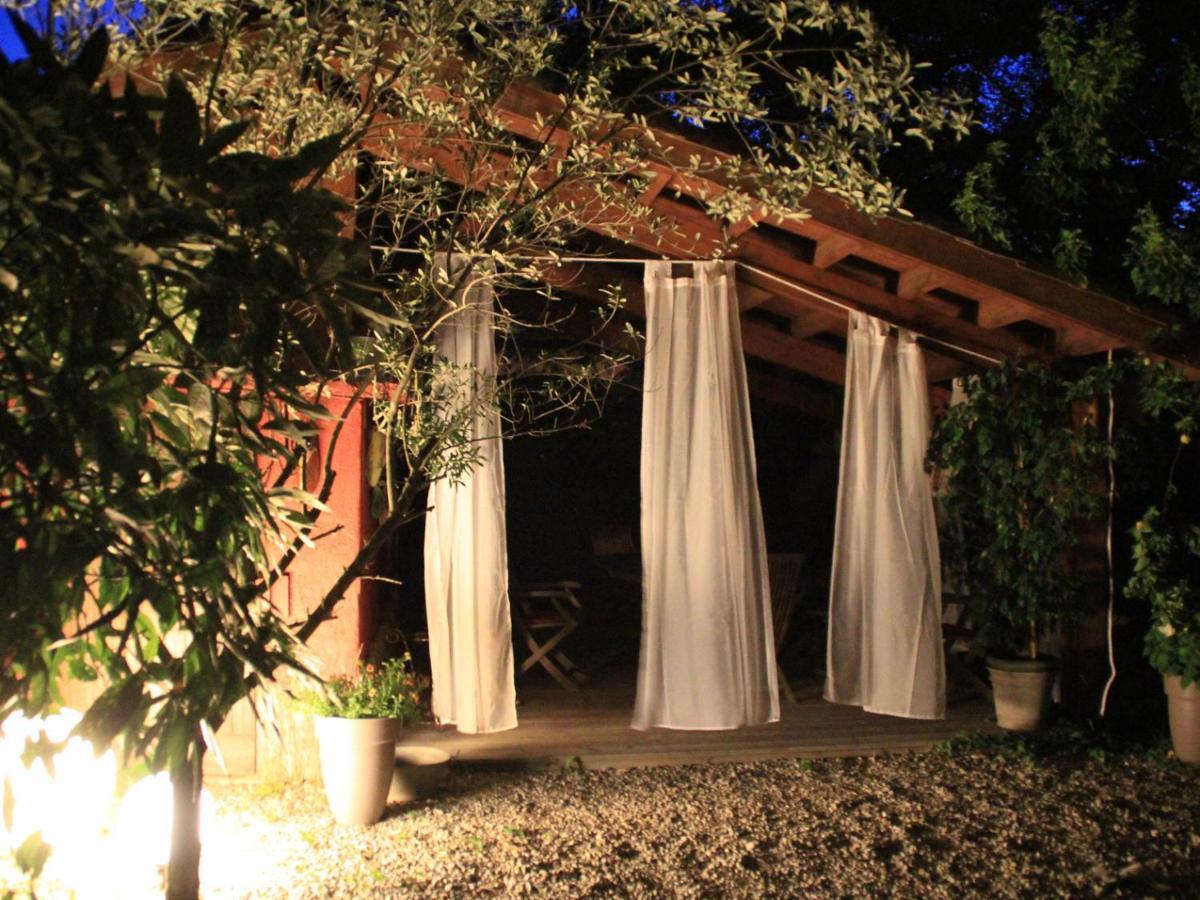 Les Pascals Bed and Breakfast Saint-Paul-lès-Romans Εξωτερικό φωτογραφία